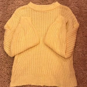 TARGET CABLE KNIT SWEATER - SIZE XS BUT FUTS SMALL